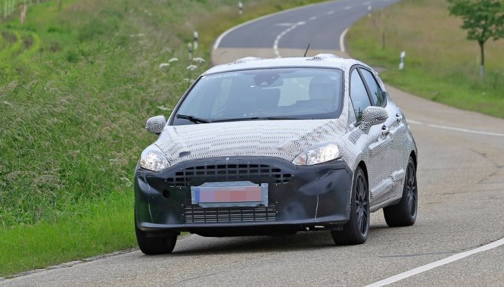Ford Fiesta ST 2017, foto spia, anteriore laterale