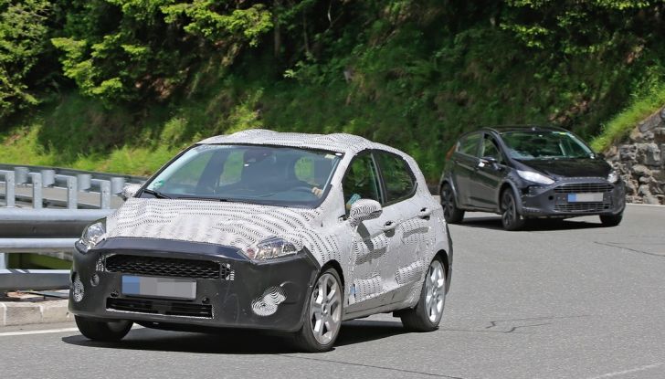 Nuova Ford Fiesta 2017 spiata durante le prove su strada.