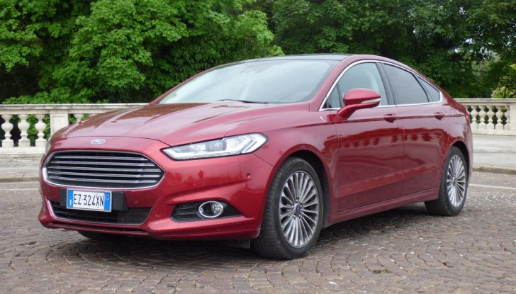 Nuova Ford Mondeo Titanium 2.0 TDCi 180 CV prova su strada e prezzi.