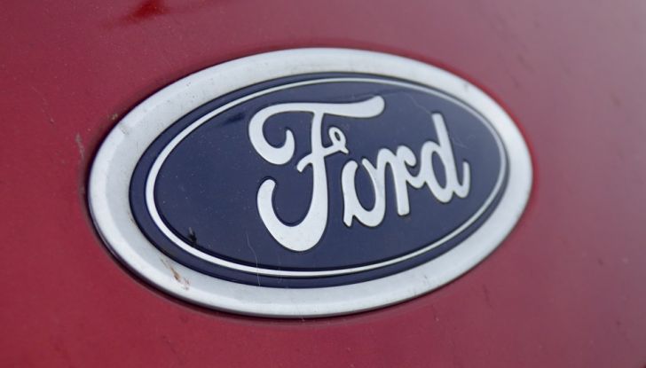 Nuova Ford Mondeo Titanium 2.0 TDCi 180 CV prova su strada e prezzi.