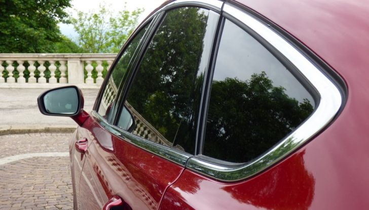 Nuova Ford Mondeo Titanium 2.0 TDCi 180 CV prova su strada e prezzi.