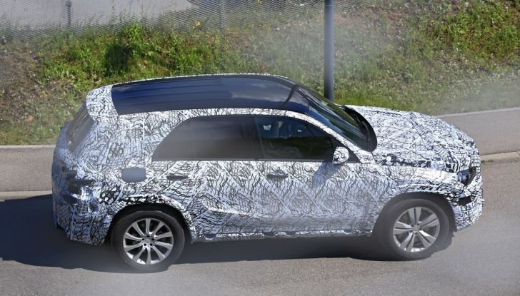 Nuova Mercedes GLE, le immagini dei primi test su strada - Foto 13 di 18
