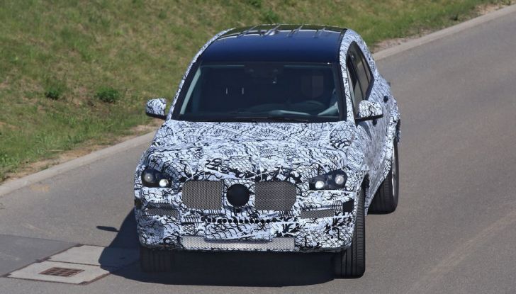 Nuova Mercedes GLE, le immagini dei primi test su strada - Foto 8 di 18