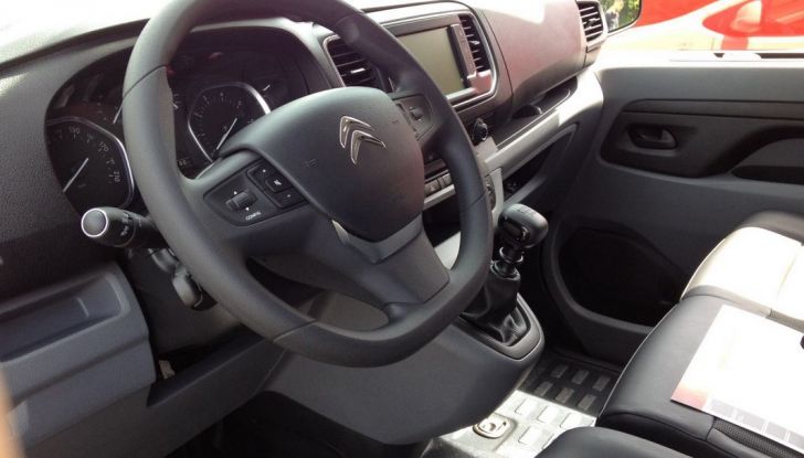 Nuovo Citroen Jumpy interno