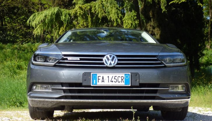 Volkswagen Passat Variant BiTdi da 240CV: la prova della wagon da corsa - Foto 26 di 29