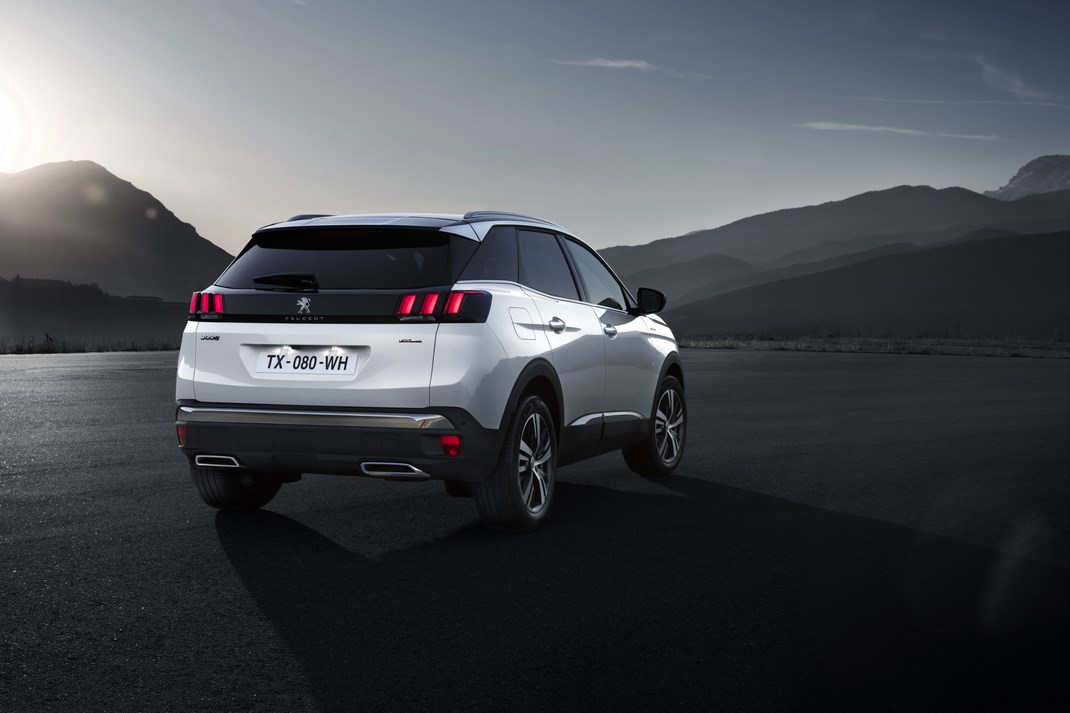 Nuovo Peugeot 3008 GT 2016, anche in versione GT Line ...