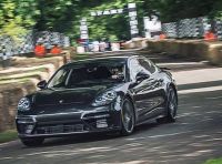 Porsche Panamera 2017, il Test Drive di Patrick Dempsey: oltre 500CV