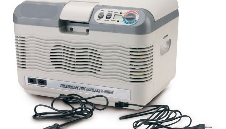 Gita fuori porta: ecco gli accessori indispensabili da portare in auto - Foto 7 di 9