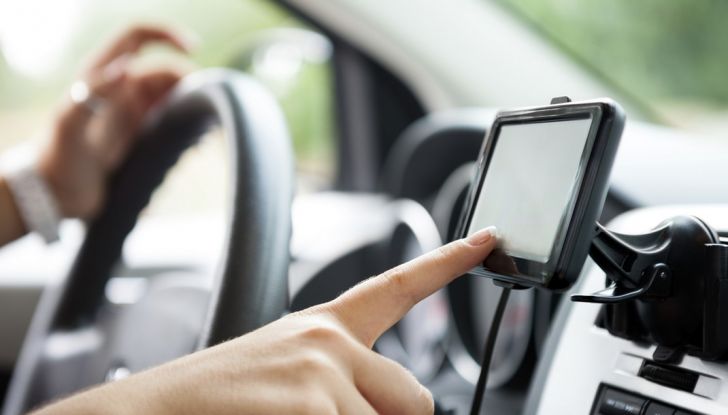 Gita fuori porta: ecco gli accessori indispensabili da portare in auto - Foto 8 di 9