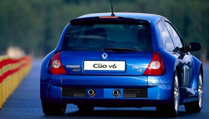 Renault Clio: oltre 25 anni di storia - Foto 8 di 23