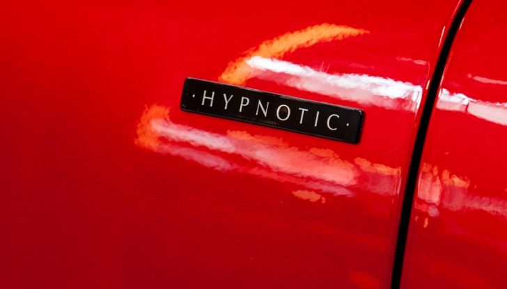 Renault Captur e Kadjar ​ancora più speciali con Hypnotic - Foto 5 di 25
