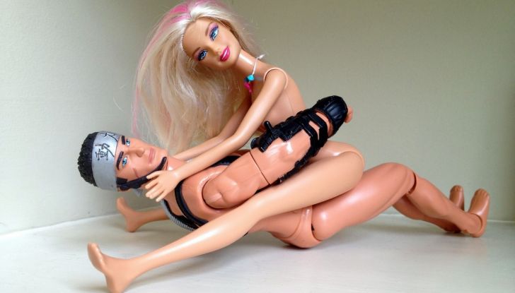 Sesso in auto: la top ten delle migliori posizioni​ - Foto 3 di 11