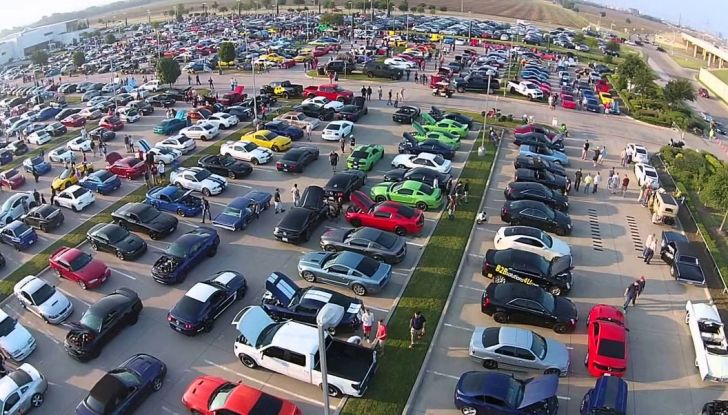 Cars and Coffee al lago di Lugano, il 10 luglio 2016 prima edizione in Svizzera - Foto 6 di 21