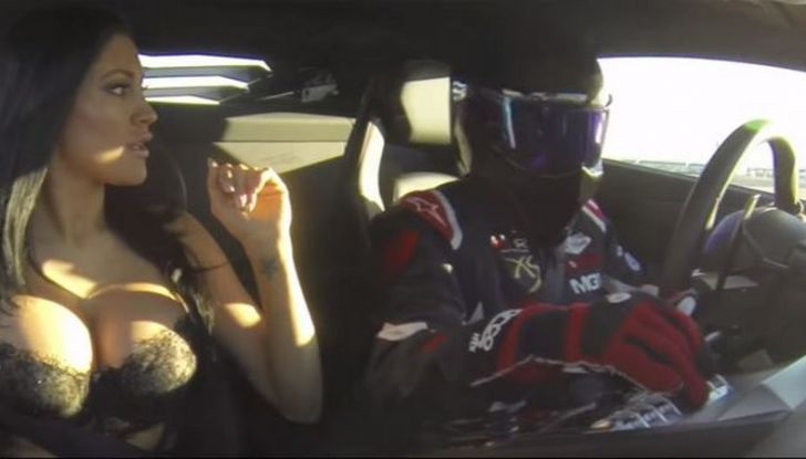 OnBoard, supercar e modelle in bikini: la nostra Top 10 - Foto 3 di 10