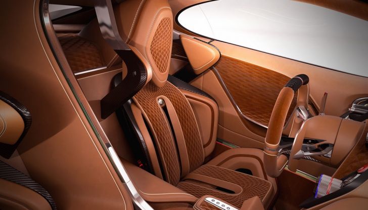 Alfa Romeo Furia, la futura supercar del Biscione - Foto 9 di 31