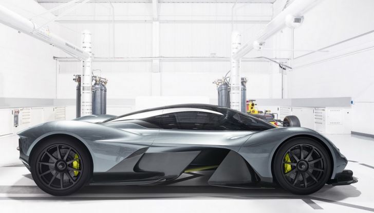 Aston Martin e Red Bull, dalla collaborazione nasce la supercar AM-RB 001 - Foto 8 di 10