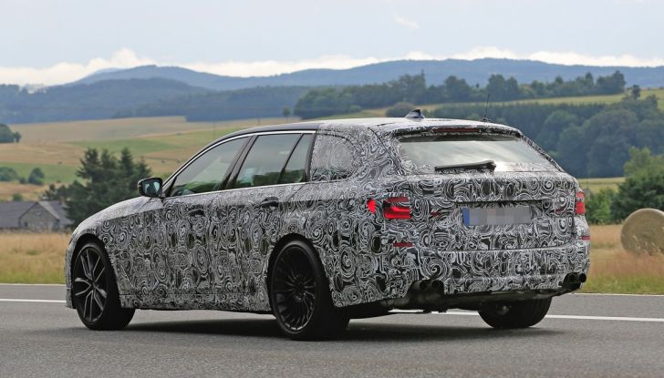 BMW Serie 5 by Alpina: le prime foto spia - Foto 3 di 8