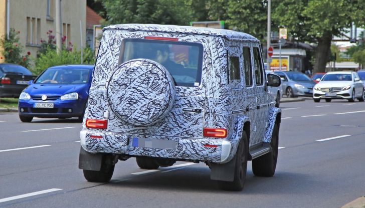 Mercedes Classe G 2018, strada che vince non si cambia - Foto 12 di 21