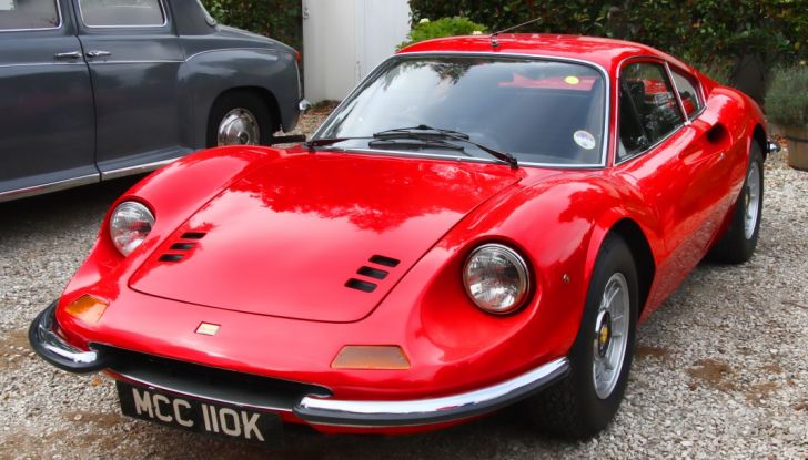 Ferrari Dino 246 GT rossa