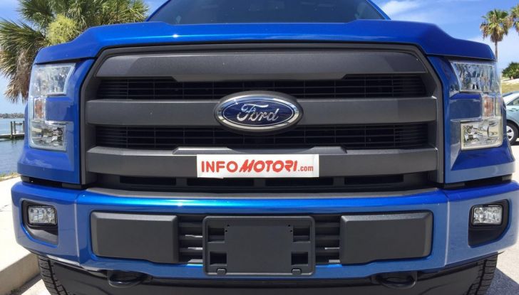 Test Drive Ford F-150 negli USA: il pick-up americano provato su strada - Foto 16 di 17