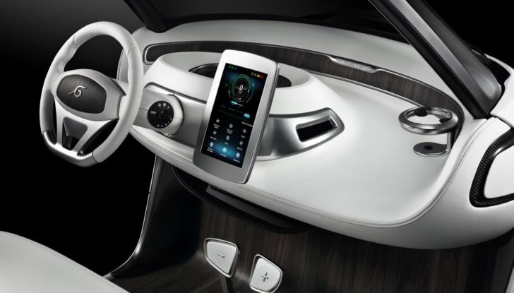 Mercedes-Benz presenta la Golf Car - Foto 10 di 13