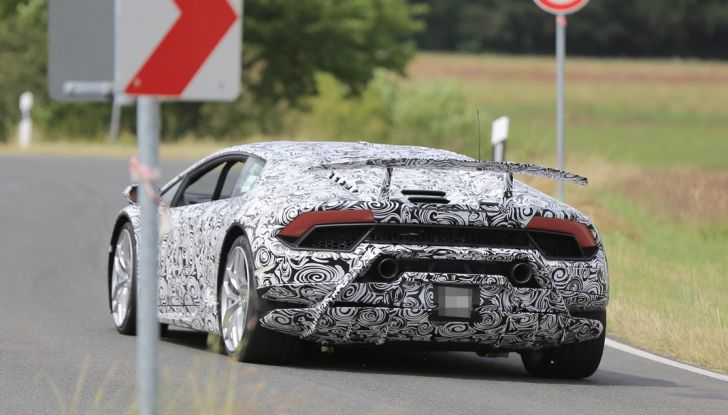 Lamborghini Huracan Superleggera 2017: le foto spia dei test al Nurburgring - Foto 14 di 20