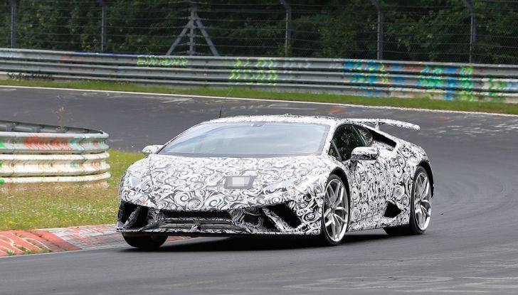 Lamborghini Huracan Superleggera 2017: le foto spia dei test al Nurburgring - Foto 3 di 20