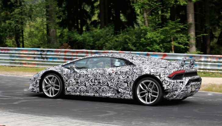 Lamborghini Huracan Superleggera 2017: le foto spia dei test al Nurburgring - Foto 6 di 20