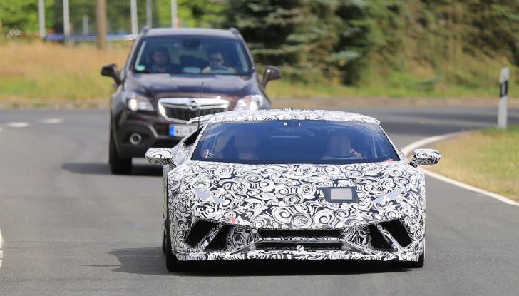 Lamborghini Huracan Superleggera 2017: le foto spia dei test al Nurburgring - Foto 9 di 20