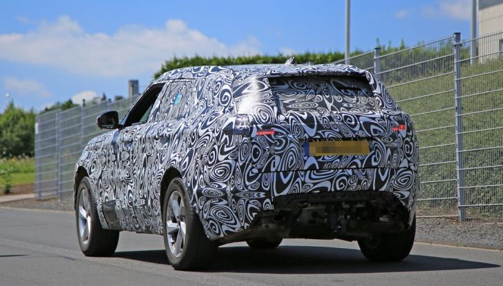 Nuova Land Rover Range Sport Coupe, prime foto spia dal Nurburgring - Foto 15 di 15
