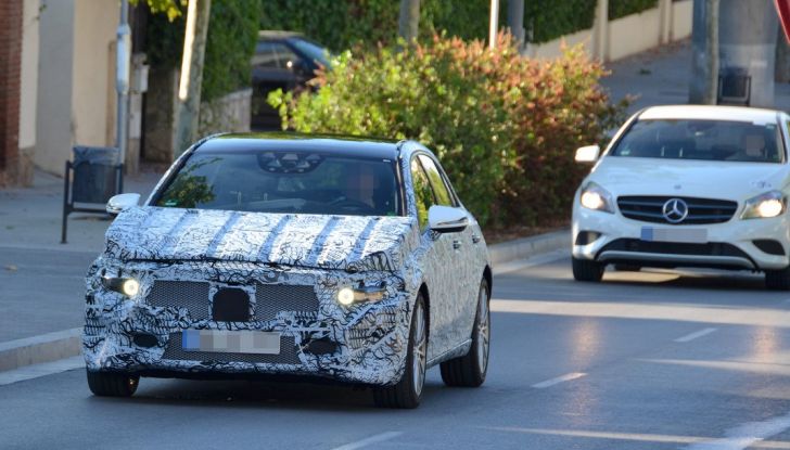 Mercedes Classe A nuova generazione, le prime immagini dei test su strada - Foto 18 di 19