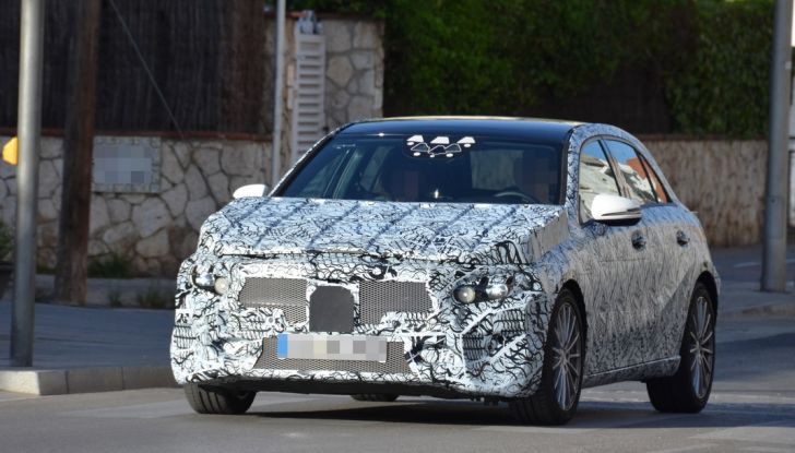 Mercedes Classe A nuova generazione, le prime immagini dei test su strada - Foto 19 di 19