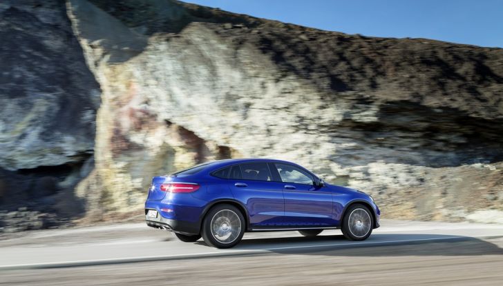 Mercedes GLC Coupè prova su strada, prezzi e allestimenti - Foto 18 di 27