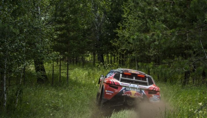 Silk Way Rally: doppietta Peugeot nella settima tappa - Foto 4 di 7