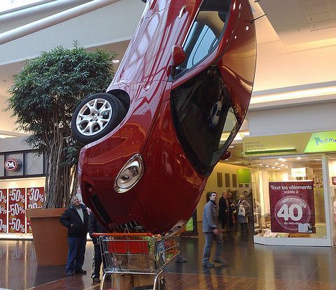 Le pubblicità più pazze e originali del mondo dell’auto - Foto 1 di 26