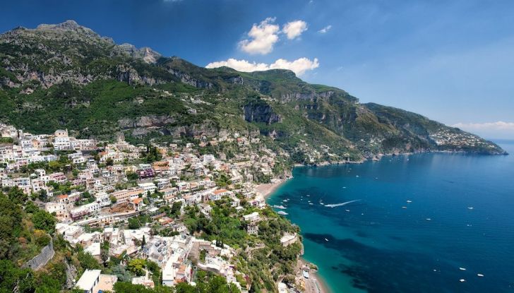 Le 5 strade più belle da percorrere in auto - Foto 1 di 10