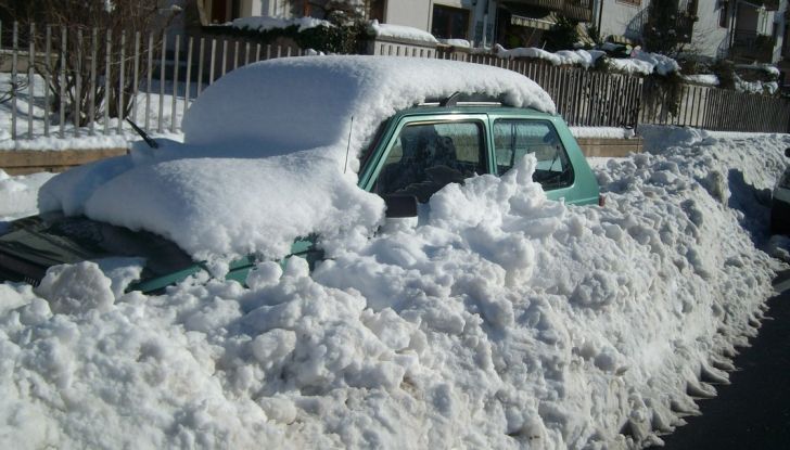 Le 10 cose che non vorresti ti succedessero in auto - Foto 2 di 10