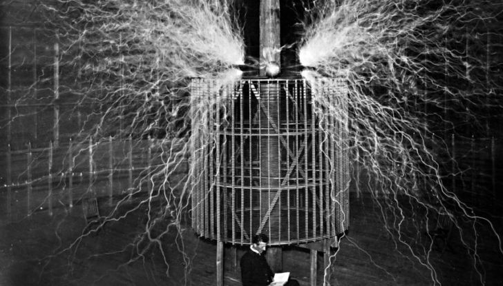 Elon Musk, le auto elettriche e Nikola Tesla, il genio della lampada - Foto 8 di 9