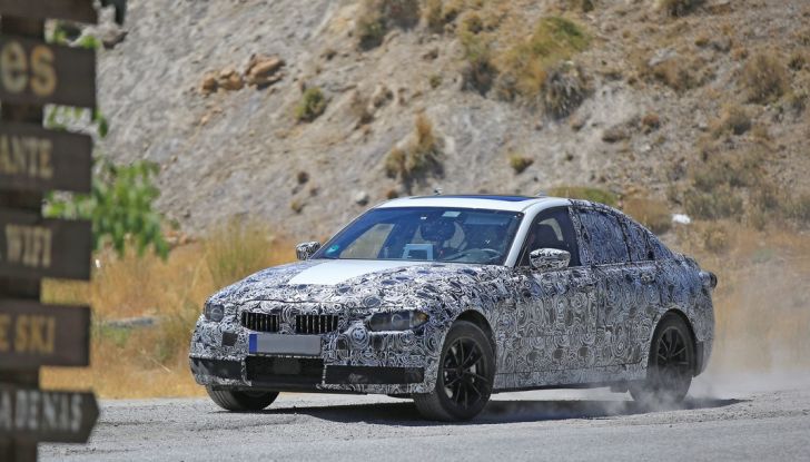 BMW Serie 3 2018 foto spia (7)