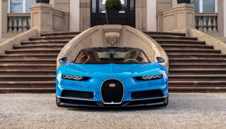 Bugatti Chiron Dakar: Rain Prisk sfida le leggi della fisica - Foto 2 di 9