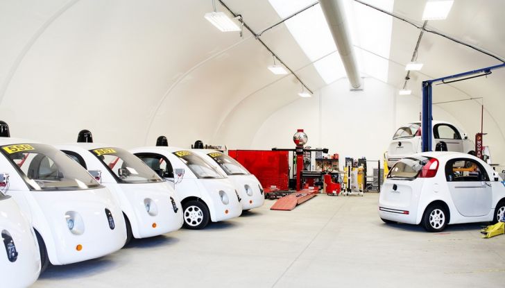 Google Car, Big G abbandona il progetto e punta sulle partnership - Foto 2 di 9