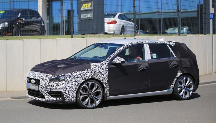 Hyundai i30 N 2017: le ultime foto spia - Foto 4 di 13