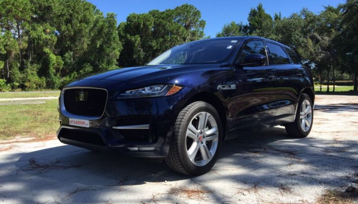 Jaguar F-Pace provata su strada negli USA, in Florida - Foto 2 di 19