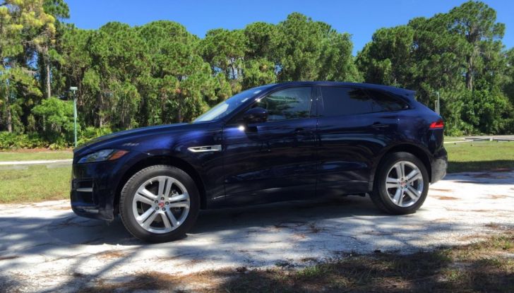 Jaguar F-Pace provata su strada negli USA, in Florida - Foto 5 di 19
