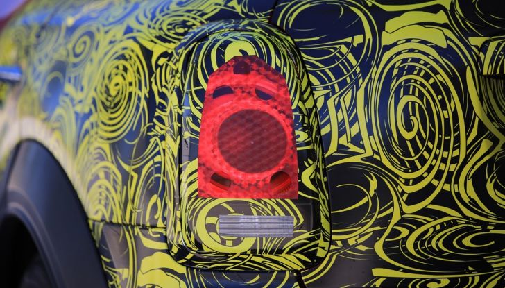 Mini Countryman 2017: le foto spia con maggiori dettagli - Foto 12 di 29