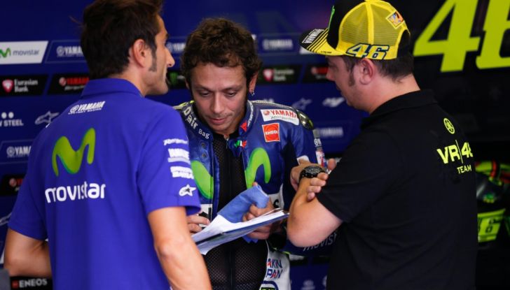 Risultati MotoGP 2016, Brno: Marquez primo nelle qualifiche, Iannone terzo - Foto 2 di 21