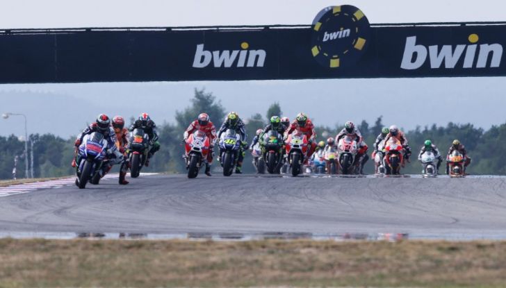 Risultati MotoGP 2016, Brno: Marquez primo nelle qualifiche, Iannone terzo - Foto 14 di 21