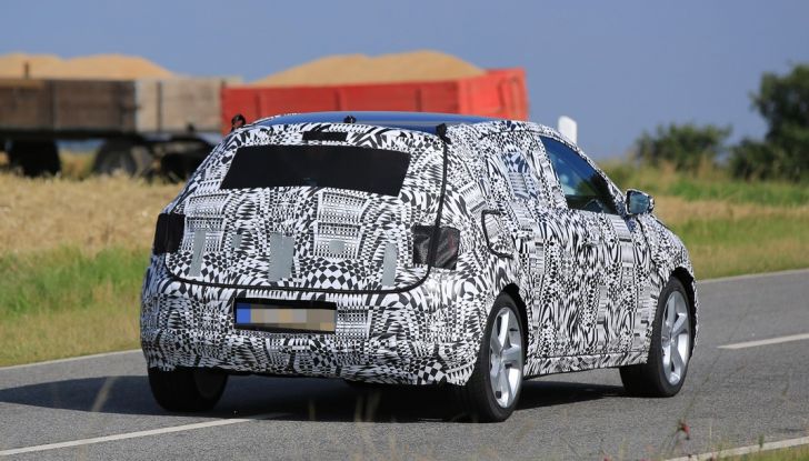 Nuova Volkswagen Polo 2017, prime immagini spia e dati tecnici - Foto 16 di 17