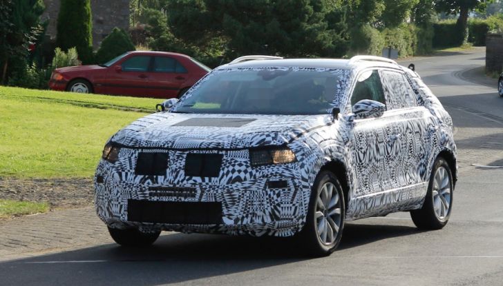 Nuovo Volkswagen Polo SUV 2018: prime foto e indiscrezioni - Foto 3 di 15