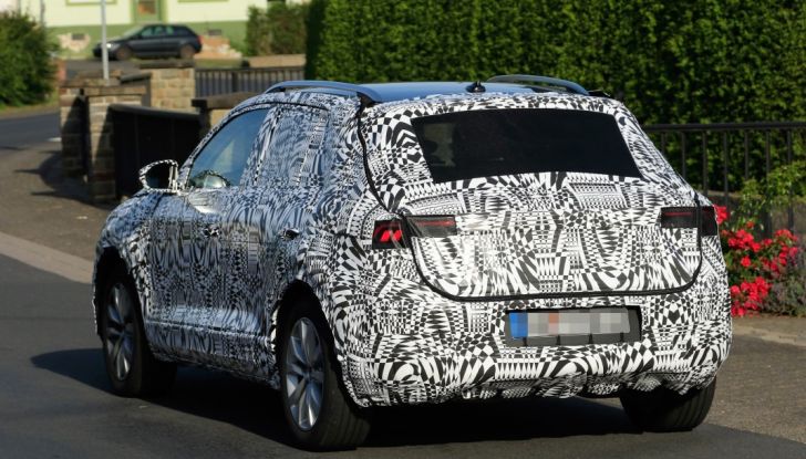 Nuovo Volkswagen Polo SUV 2018: prime foto e indiscrezioni - Foto 9 di 15